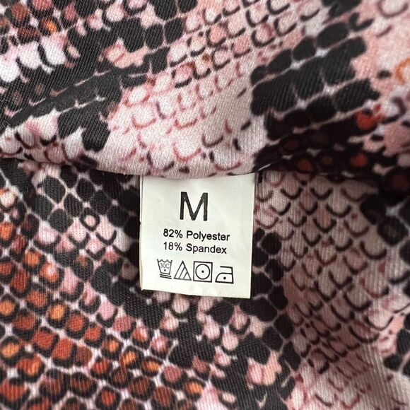 NWOT Bikini Swimsuit Sm Medium - Picture 6 of 6